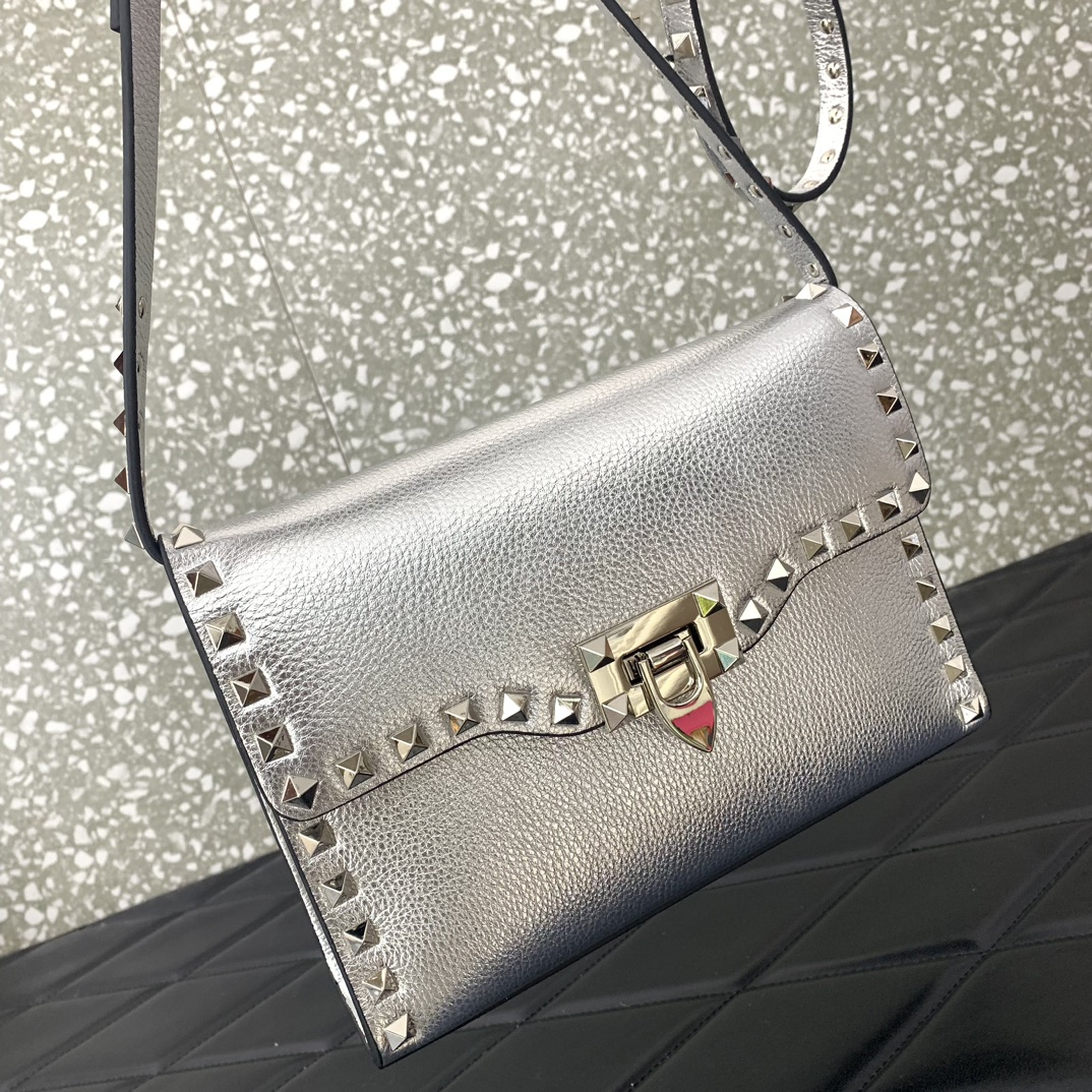 Valentino Garavani Rockstud Crossbody Bag in Silver Grainy Calfskin